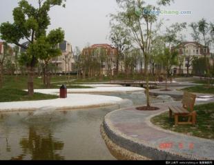 專業(yè)保潔服務(wù)，為臺(tái)州三區(qū)及溫嶺家庭提供潔凈新體驗(yàn)